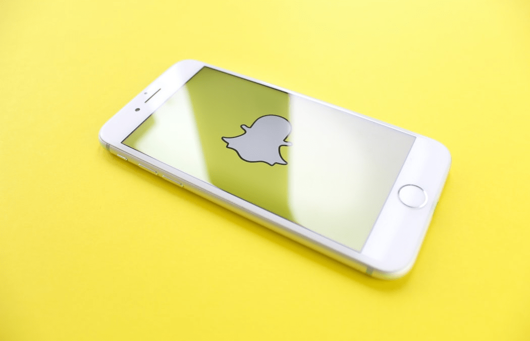 Advertising on Snapchat Using Branded Geofilters